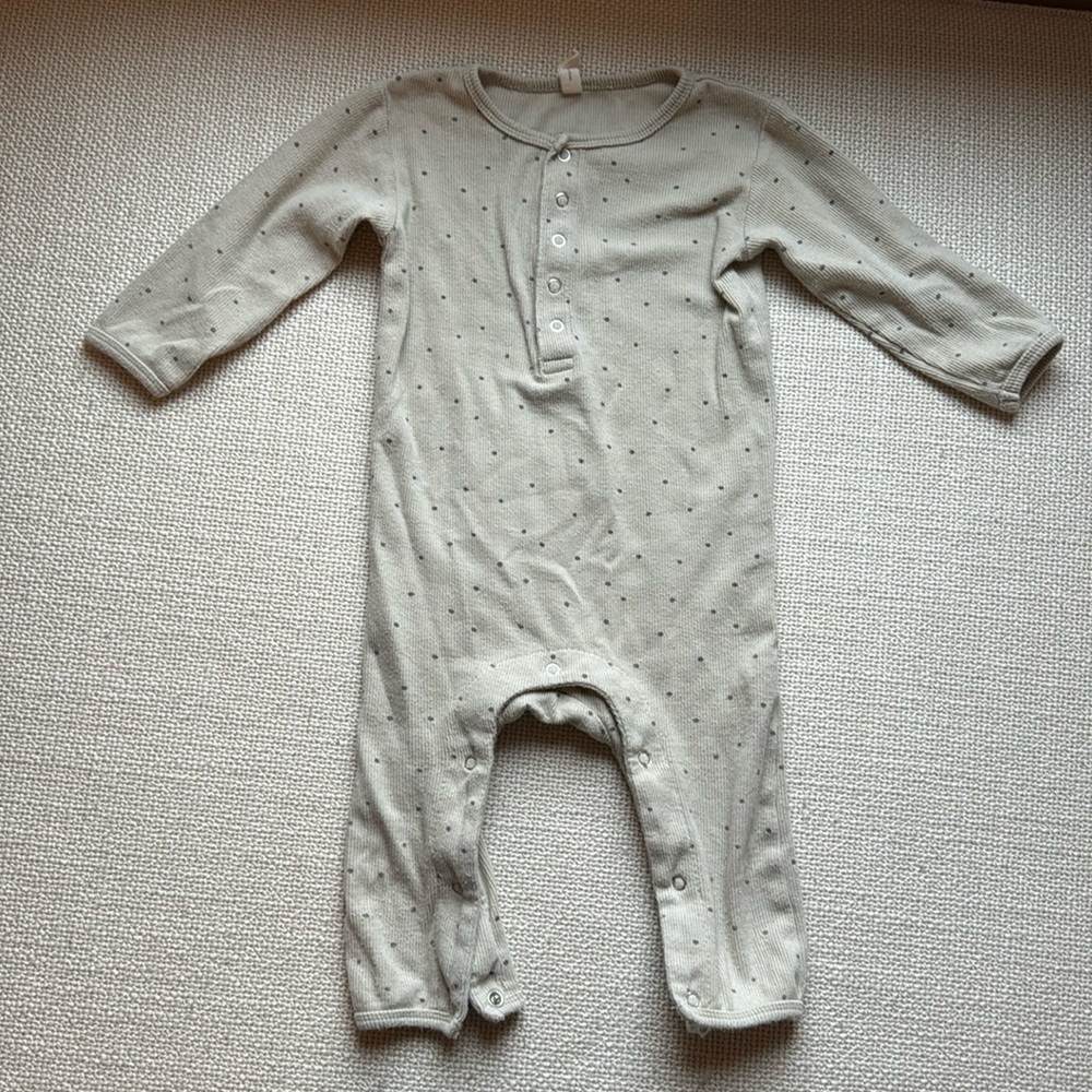 Quincy Mae long sleeve sleeper, 12-18 months